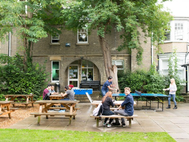 Kaplan Dil Okulları Cambridge