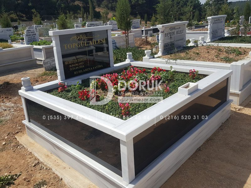 iki Kisilik Bastası Granit Sutunlu Mezar Modeli