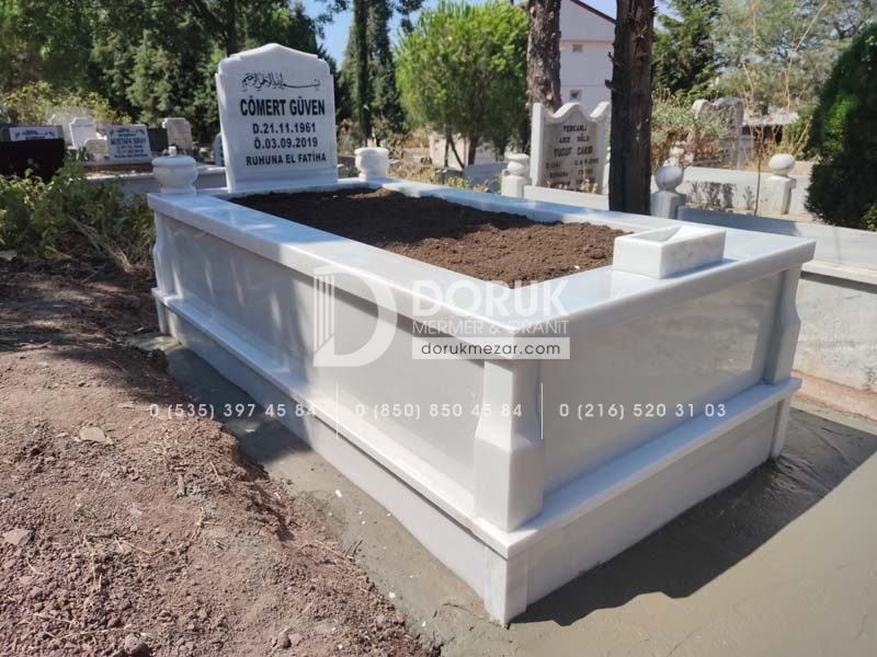Tek Kişilik Süt Beyaz 10cm Baştaşı Mezar Modeli