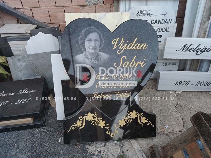 Kalp Şeklinde Lazer Resimli Mezar Taşı Modeli