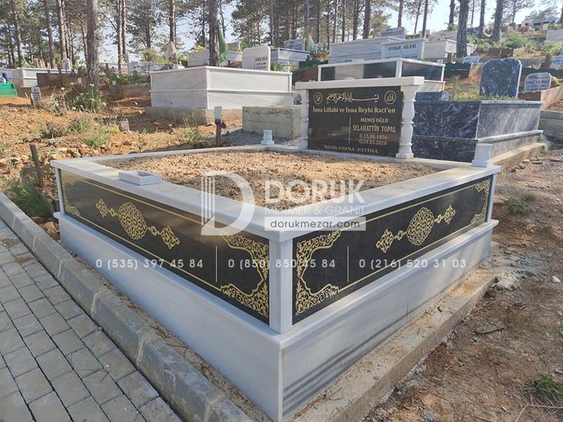 Çift Kişilik Granit Desen İşlemeli Sütunlu Mezar