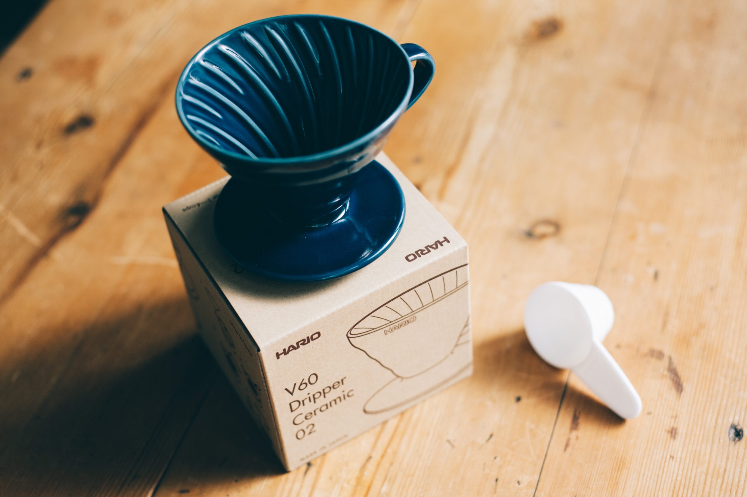 Hario V60 02 Seramik Dripper (Indigo Mavisi) - Görsel 3