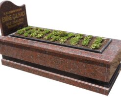 G-16 SANTIAGO RED GRANİT KOMPLE 5 CM KALINLIKTA MEZAR