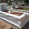 Tek Kişilik Süt Beyazı Mermer Mezar Model