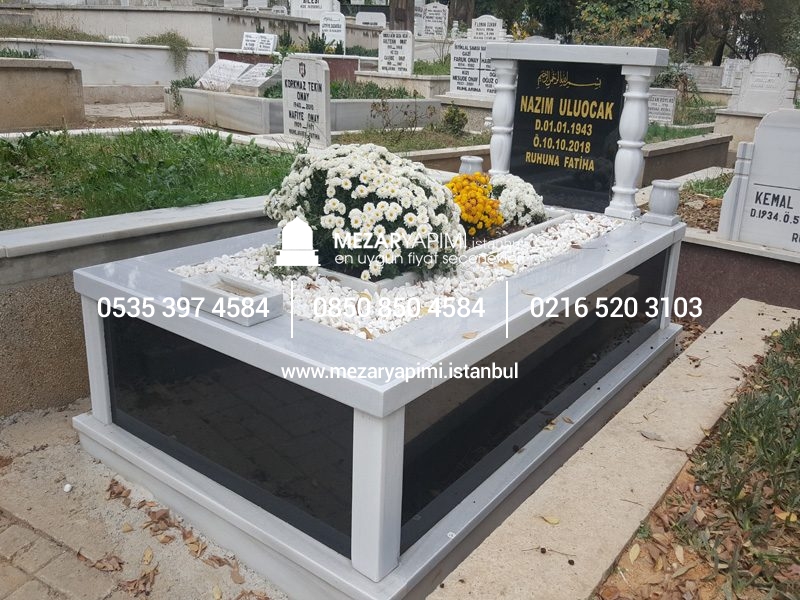 Tek Kişilik Baştaşı ve Gövde Granit Sütunlu Mezar