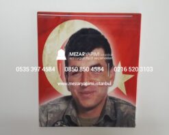 Şehit Mezar Taşına Solmayan Porselen Fotoğraf & Bayrak - Görsel 20