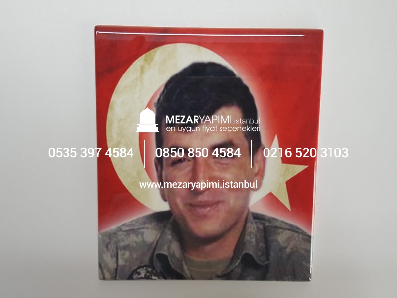 Şehit Mezar Taşına Solmayan Porselen Fotoğraf & Bayrak - Görsel 20
