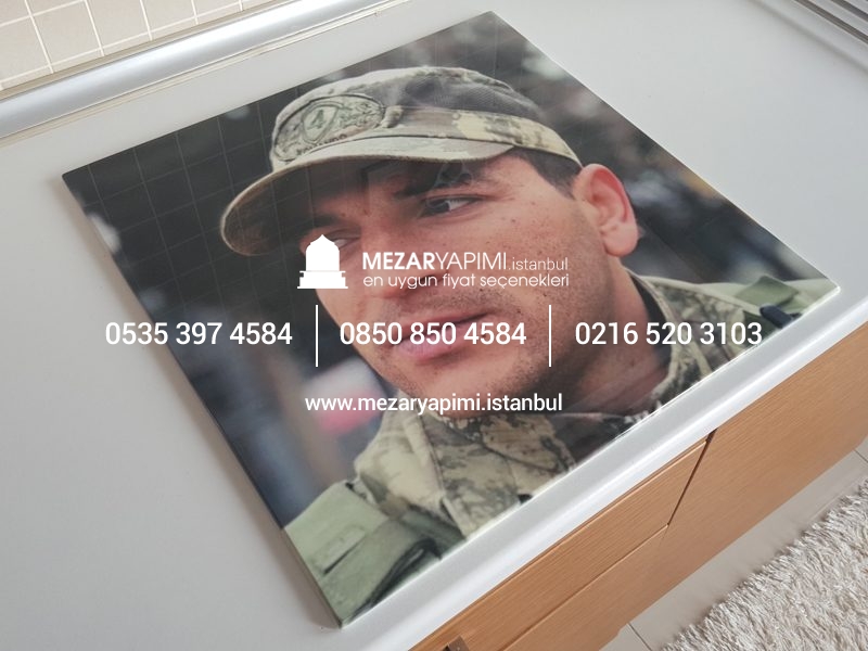Şehit Mezar Taşına Solmayan Porselen Fotoğraf & Bayrak - Görsel 31