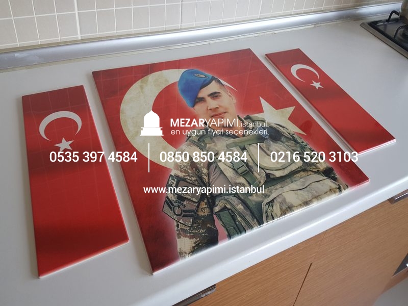Şehit Mezar Taşına Solmayan Porselen Fotoğraf & Bayrak - Görsel 12