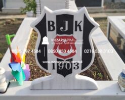 Alternative view of Mermer Baş Taşı Üzerine Loğo ve Arma