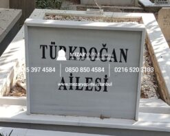 Mermer Çerçeveli Baş Taşı