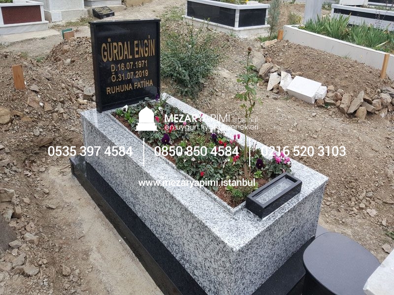 Tek Kişilik Gri & Siyah Komple Granit Mezar