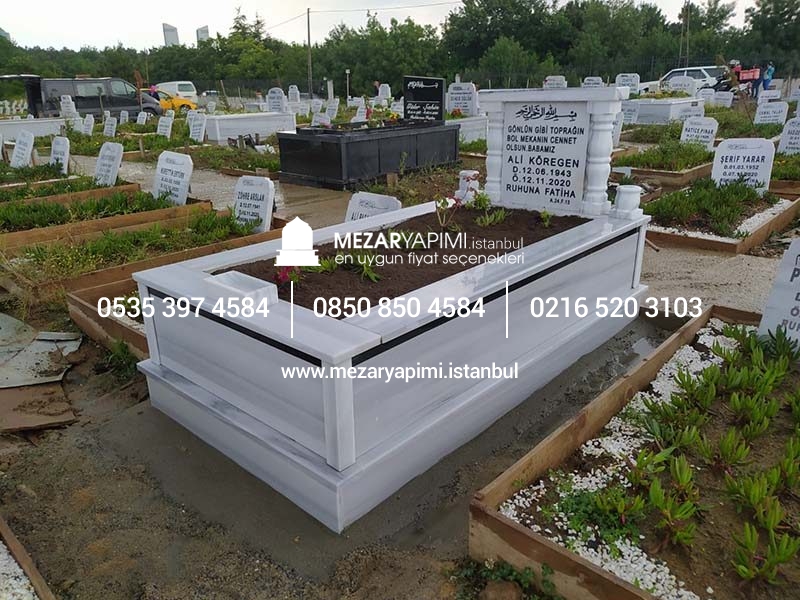Tek Kişilik Sütunlu Granit Şeritli Mezar