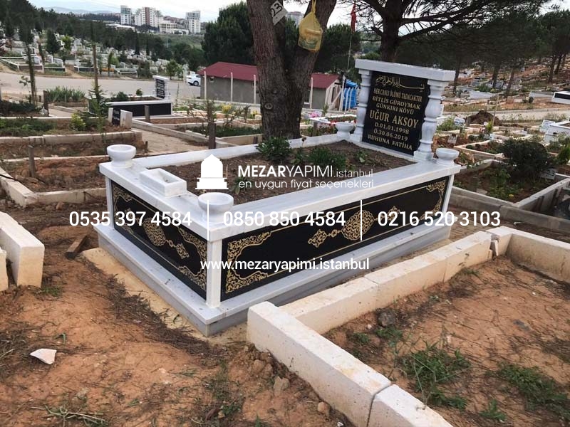 Tek Kişilik Granit Desen İşlemeli Sütunlu Mezar - Görsel 3