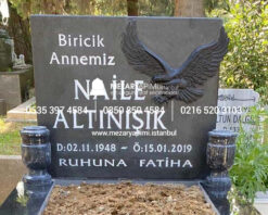 Kartal Figürlü Siyah Mezar Taşı