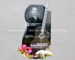 Gitar Şeklinde Mezar Taşı