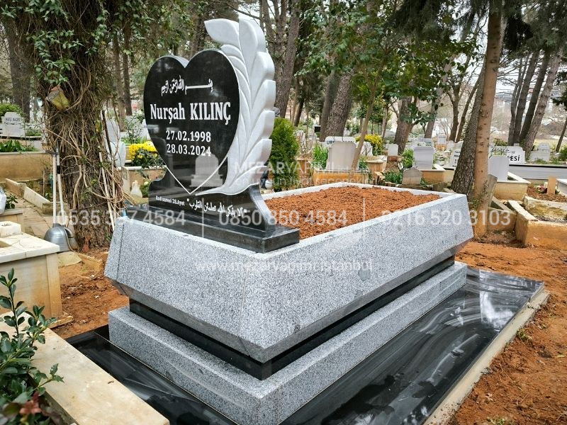 Konik Kesim Granit Blok Mezar