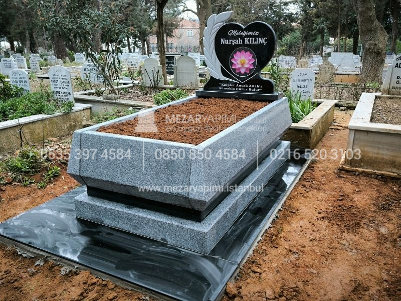 Konik Kesim Granit Blok Mezar
