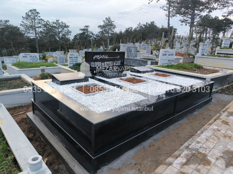 3 Kişilik Granit Aile Mezar Modeli