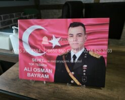 Şehit Mezar Taşına Solmayan Porselen Resim