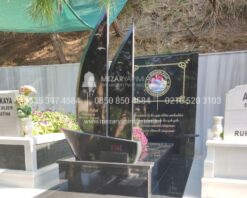 Yelkenli Gemi Şeklinde Granit Anıt Mezar