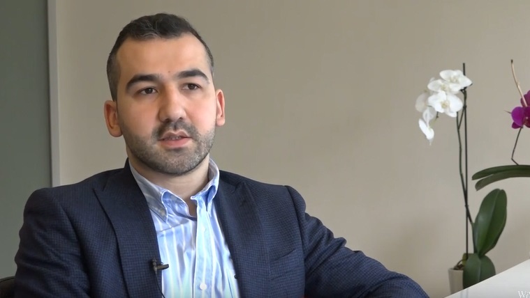Çeviri süreçlerinde Translation Room kullanmanın avantajları nelerdir?