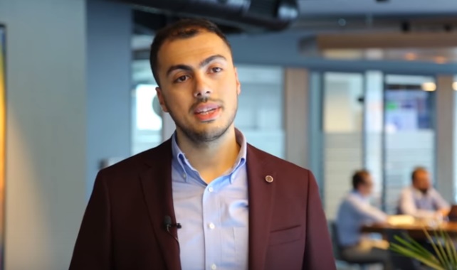 Eğitim sektöründe dijital ekranlar nasıl kullanılıyor?