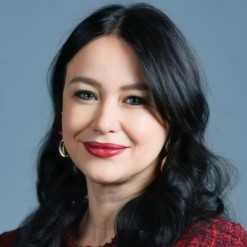 Çiçek Bozay - Profil Resmi